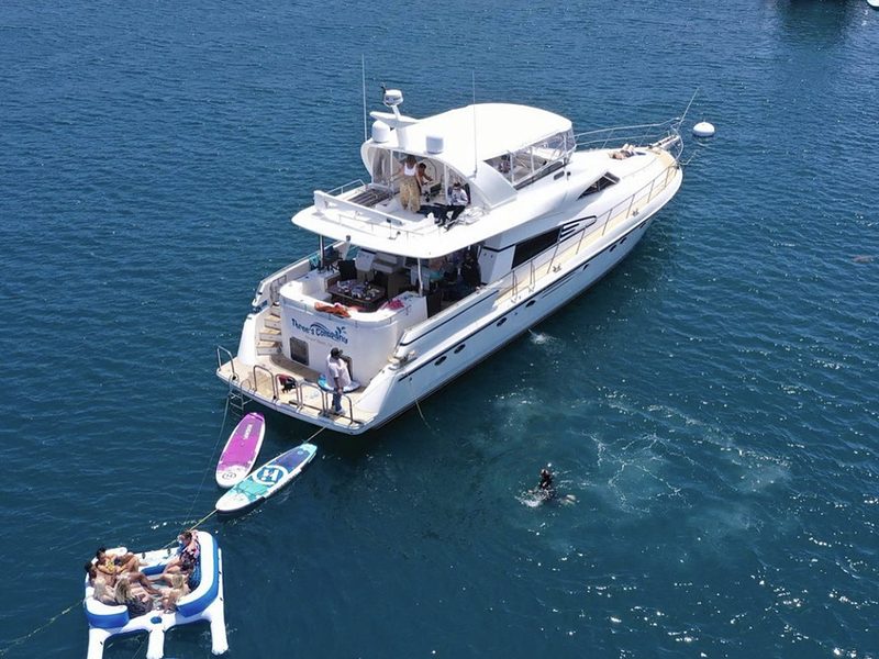 Three's Company yacht - Toys Deployed