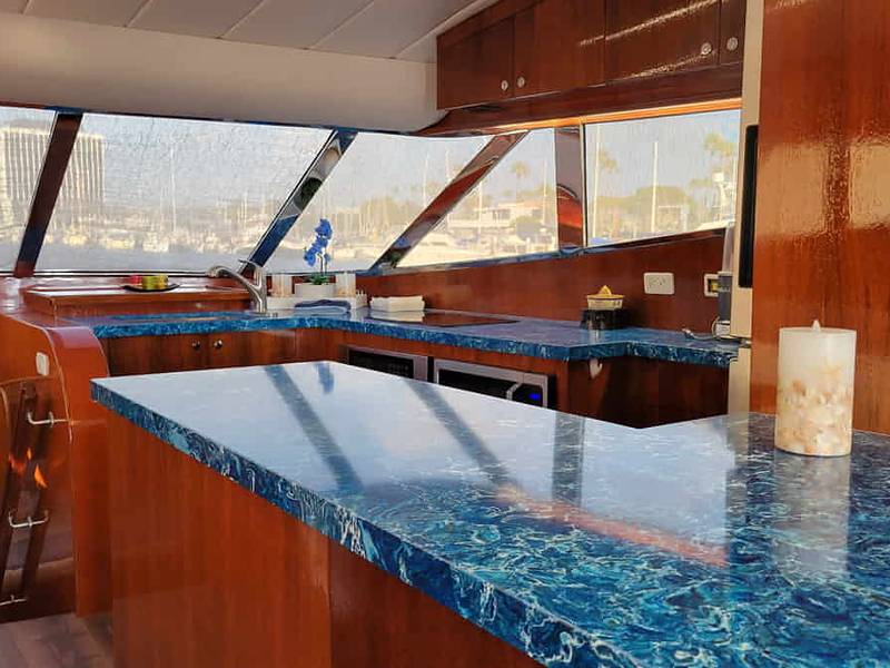 Three's Company yacht - Galley