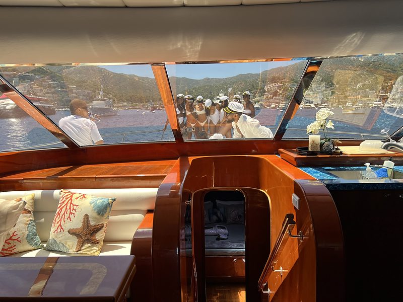 Three's Company yacht - Party in Catalina